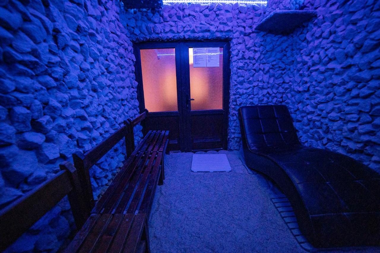 Hotel Secret Garden Baia Sprie Exterior foto